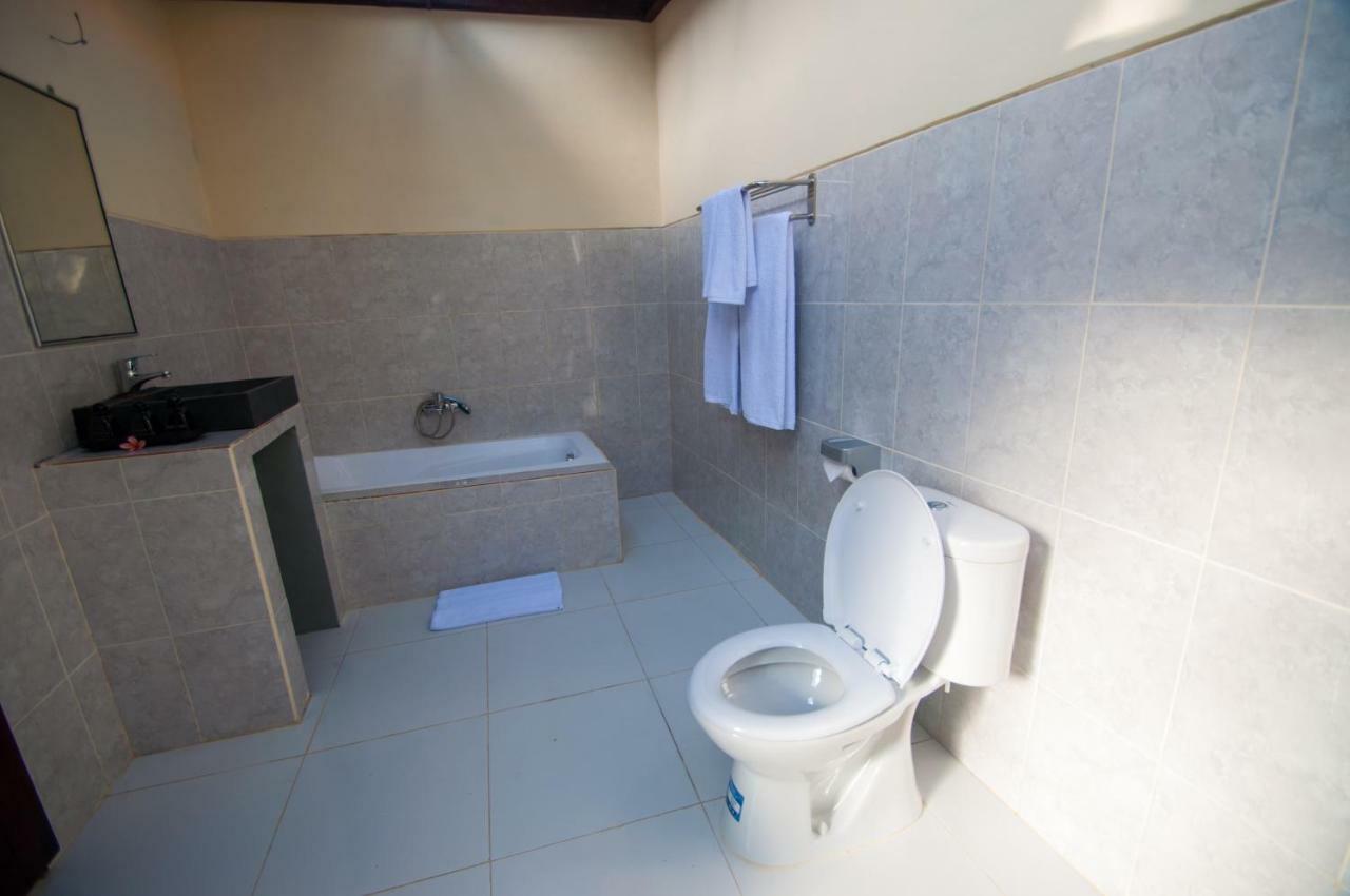 Kampuak Cottages Sakti エクステリア 写真